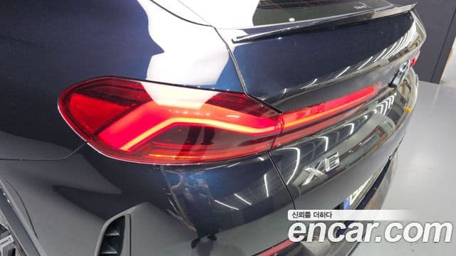 BMW X6 2023 — Photo 32/36