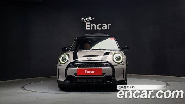 Mini Cooper S 2022 — ფოტო 3/20