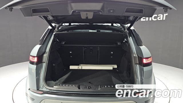 Land Rover Range Rover Evoque 2020 — Photo 19/32