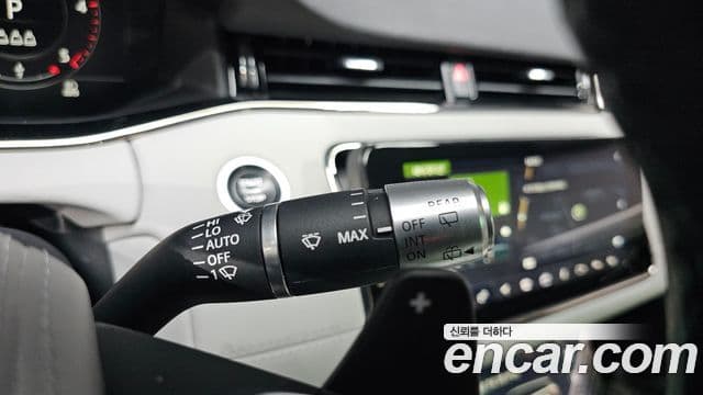 Land Rover Range Rover Evoque 2020 — Photo 15/32