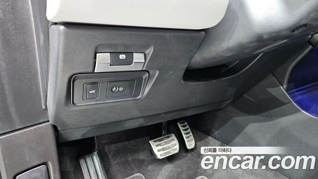 Land Rover Range Rover Evoque 2020 — Photo 16/32