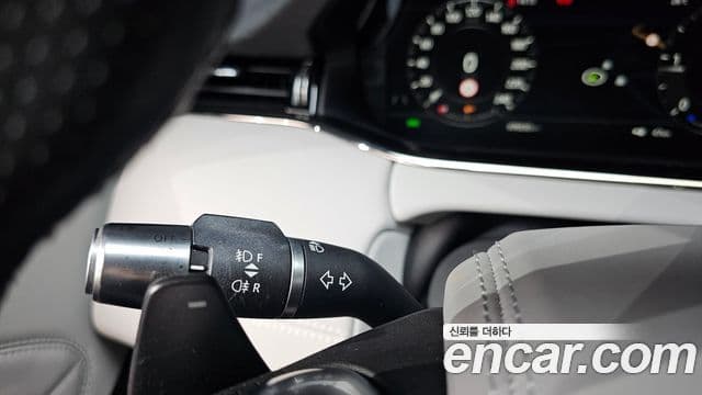 Land Rover Range Rover Evoque 2020 — Photo 2/32