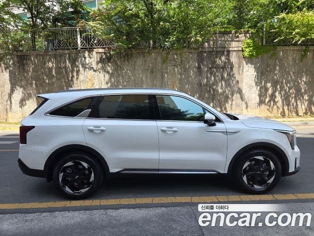 Kia Sorento 2025 — Şəkil 2/20
