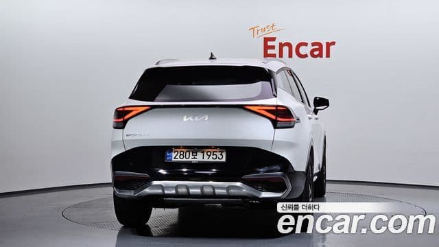 Kia Sportage 2021 — ფოტო 4/20