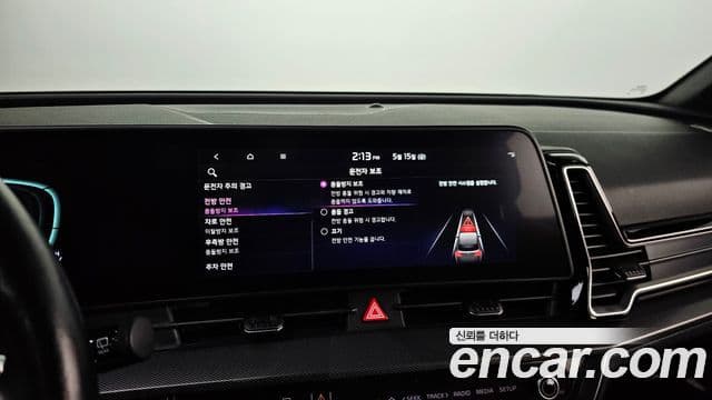 Kia Sportage 2021 — ფოტო 17/20