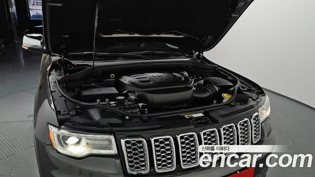 Jeep Grand Cherokee 2020 — Şəkil 5/20