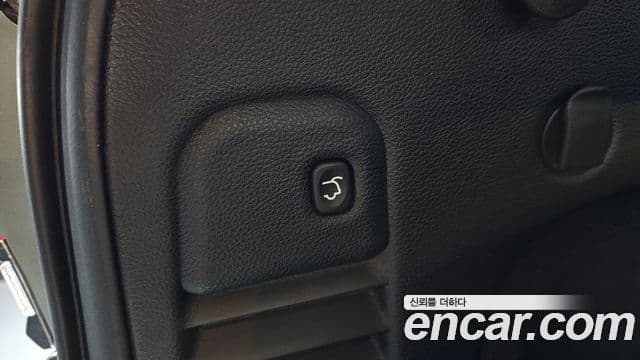 Jeep Grand Cherokee 2020 — Photo 3/35