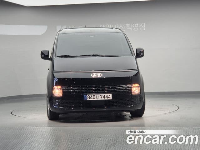 Hyundai Staria 2025 — Şəkil 19/20