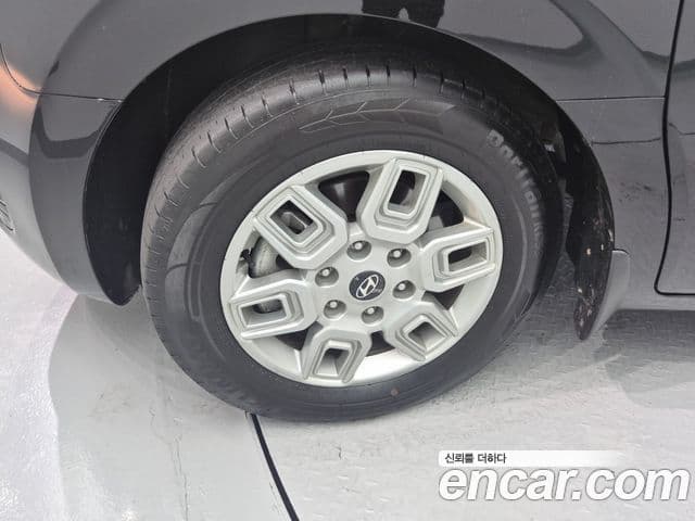 Hyundai Staria 2025 — Şəkil 6/20