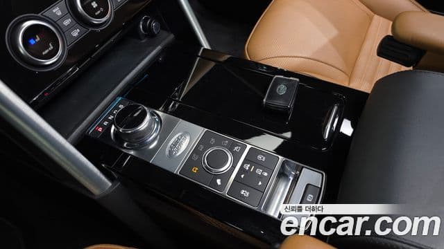Land Rover Discovery 5 2019 — ფოტო 9/20