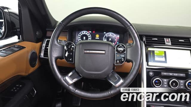 Land Rover Discovery 5 2019 — ფოტო 13/20