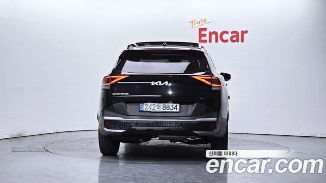 Kia Sportage 2021 — Фото 4/20
