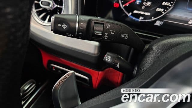 Mercedes-Benz G-Class 2020 — Фото 17/20