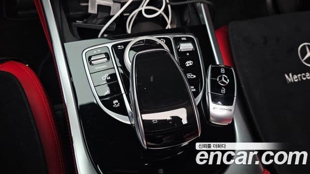 Mercedes-Benz G-Class 2020 — Фото 18/20