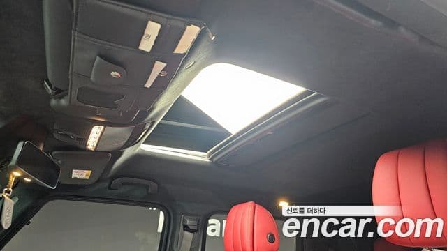 Mercedes-Benz G-Class 2020 — Фото 19/20
