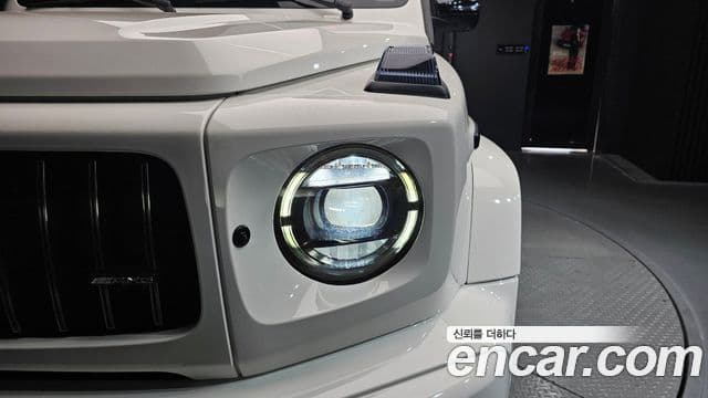 Mercedes-Benz G-Class 2020 — Photo 17/31