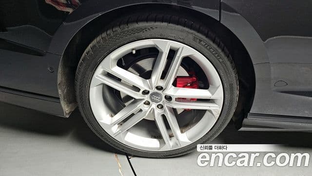 Audi S8 2020 — Photo 4/20