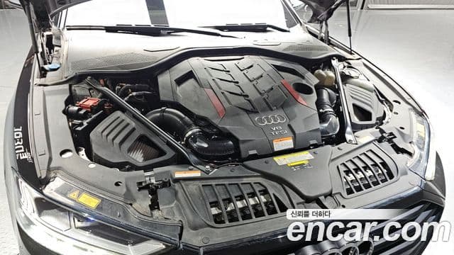 Audi S8 2020 — Photo 5/20