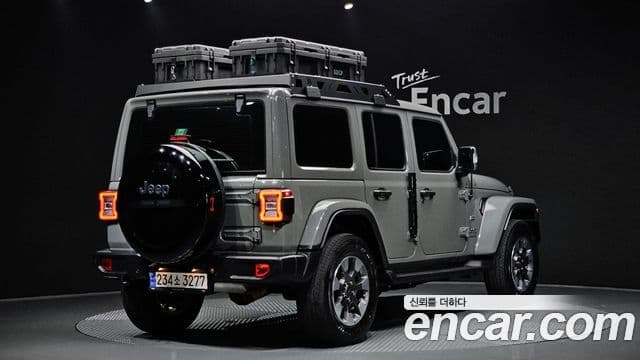 Jeep Wrangler 2023 — Şəkil 20/31