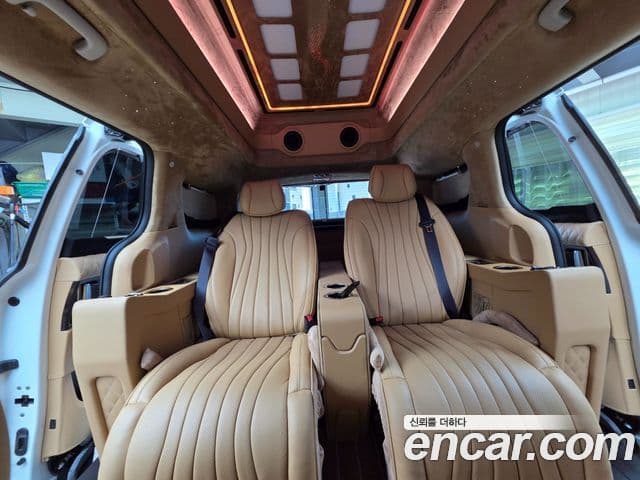 Kia Carnival 2022 — Фото 6/20