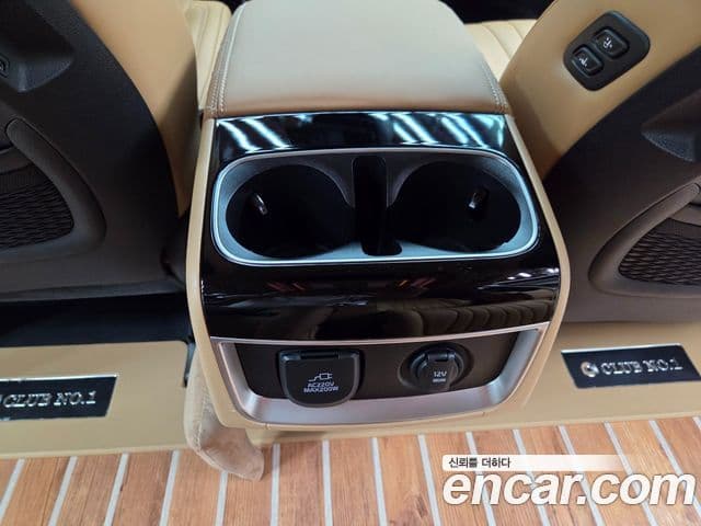 Kia Carnival 2022 — Фото 8/20