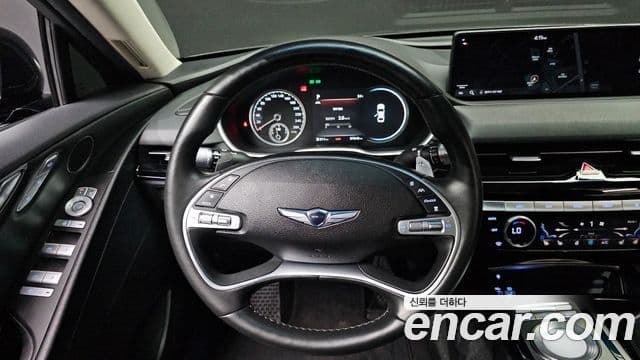 Genesis Electrified G80 2020 — ფოტო 13/20