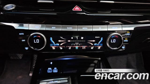 Genesis Electrified G80 2020 — ფოტო 18/20