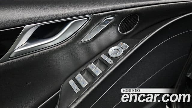 Genesis Electrified G80 2020 — ფოტო 19/20