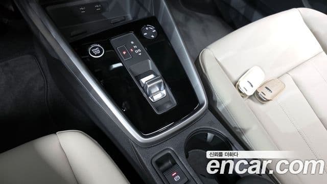 Audi A3 2023 — Şəkil 9/20