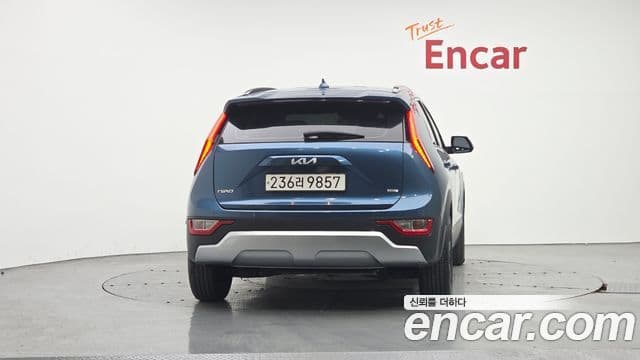 Kia Niro 2022 — Фото 4/20