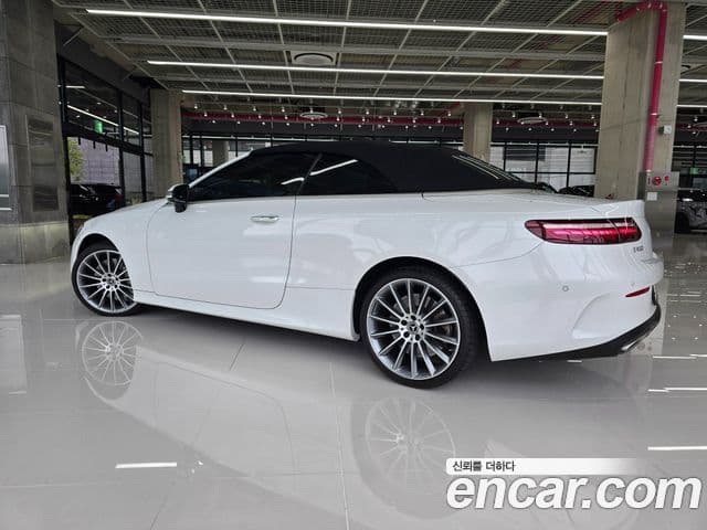Mercedes-Benz E-Class 2022 — Фото 2/20