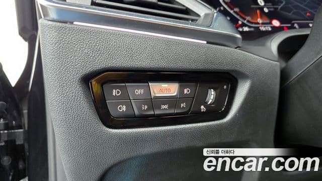 BMW 4 Series 2022 — ფოტო 18/20
