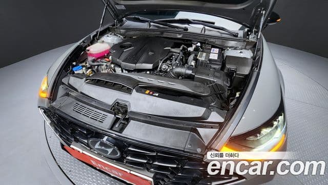 Hyundai Sonata 2022 — ფოტო 6/20