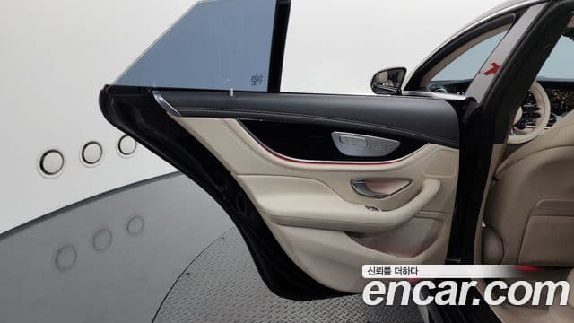 Mercedes-Benz AMG GT 2022 — Photo 10/39