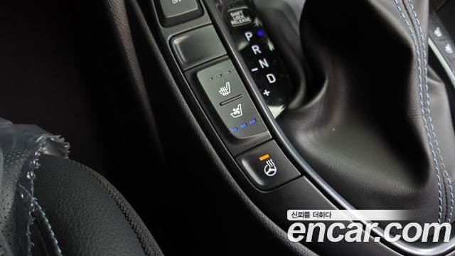 Hyundai Veloster 2020 — Şəkil 18/20