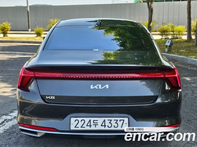 Kia K8 2022 — ფოტო 3/20