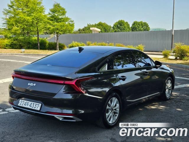 Kia K8 2022 — ფოტო 4/20