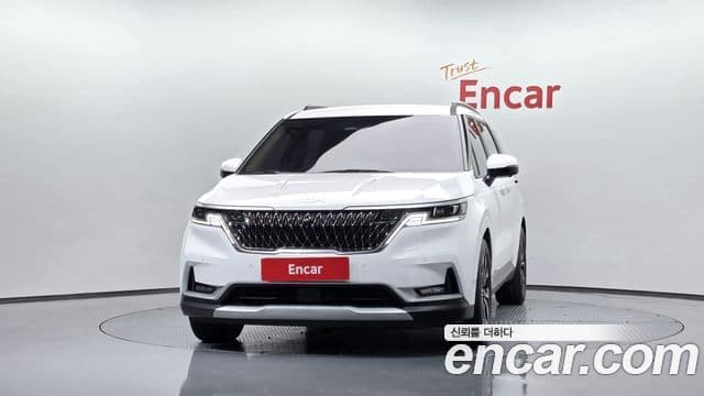 Kia Carnival 2022 — Фото 3/20