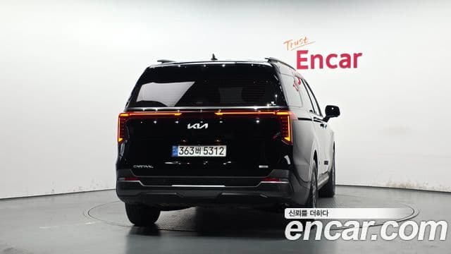 Kia Carnival 2024 — Şəkil 4/20