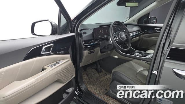 Kia Carnival 2024 — Şəkil 10/20