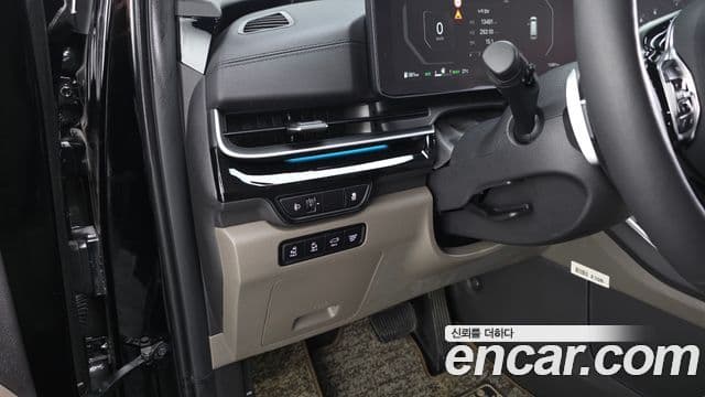 Kia Carnival 2024 — Şəkil 13/20