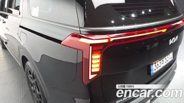 Kia Carnival 2024 — Photo 10/38