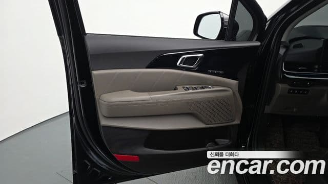 Kia Carnival 2024 — Photo 3/38