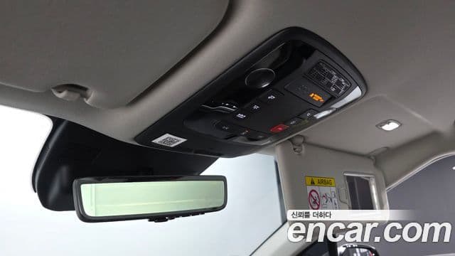 Kia Carnival 2024 — Photo 11/38