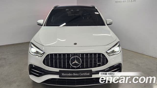 Mercedes-Benz GLA-Class 2023 — Фото 2/20