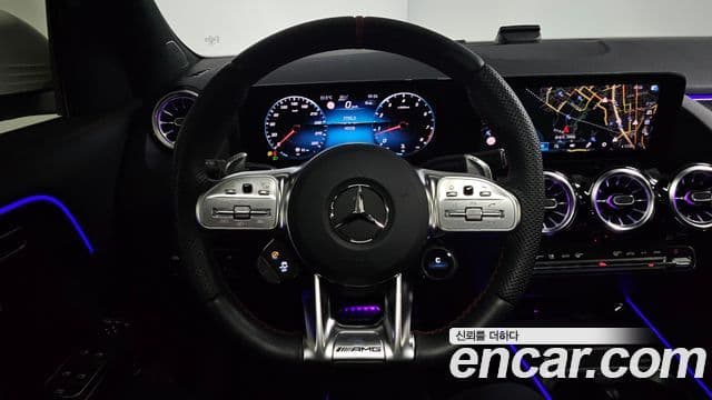 Mercedes-Benz GLA-Class 2023 — Фото 6/20
