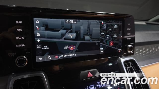 Kia Sorento 2022 — ფოტო 14/20