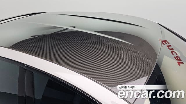 Porsche Cayenne 2020 — Photo 27/33
