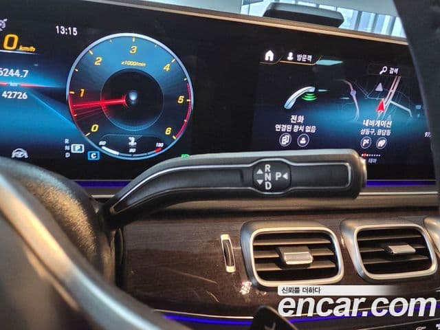 Mercedes-Benz GLE-Class 2021 — Şəkil 7/17
