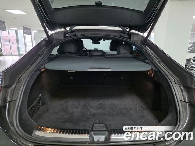 Mercedes-Benz GLE-Class 2021 — Şəkil 10/17